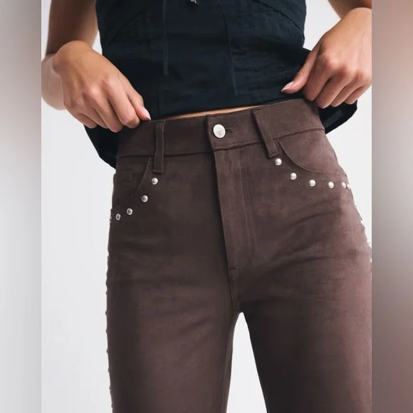 Abercrombie & Fitch High Rise 90s Relaxed Vegan Suede Pant - Picture 5 of 8